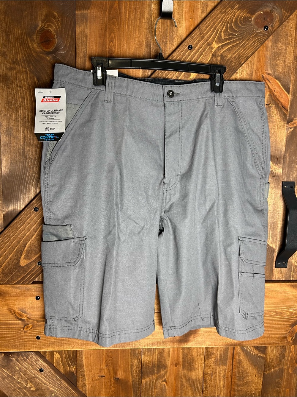 Dickies Men’s Gray Cargo Shorts